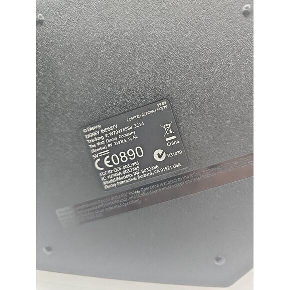 Nintendo Wii Disney Infinity Characters, Lot of 8 Figures + Infinity Portal - Picture 11 of 12